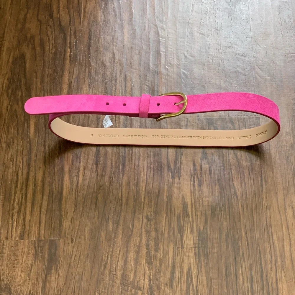 Ann Taylor suede oval buckle belt